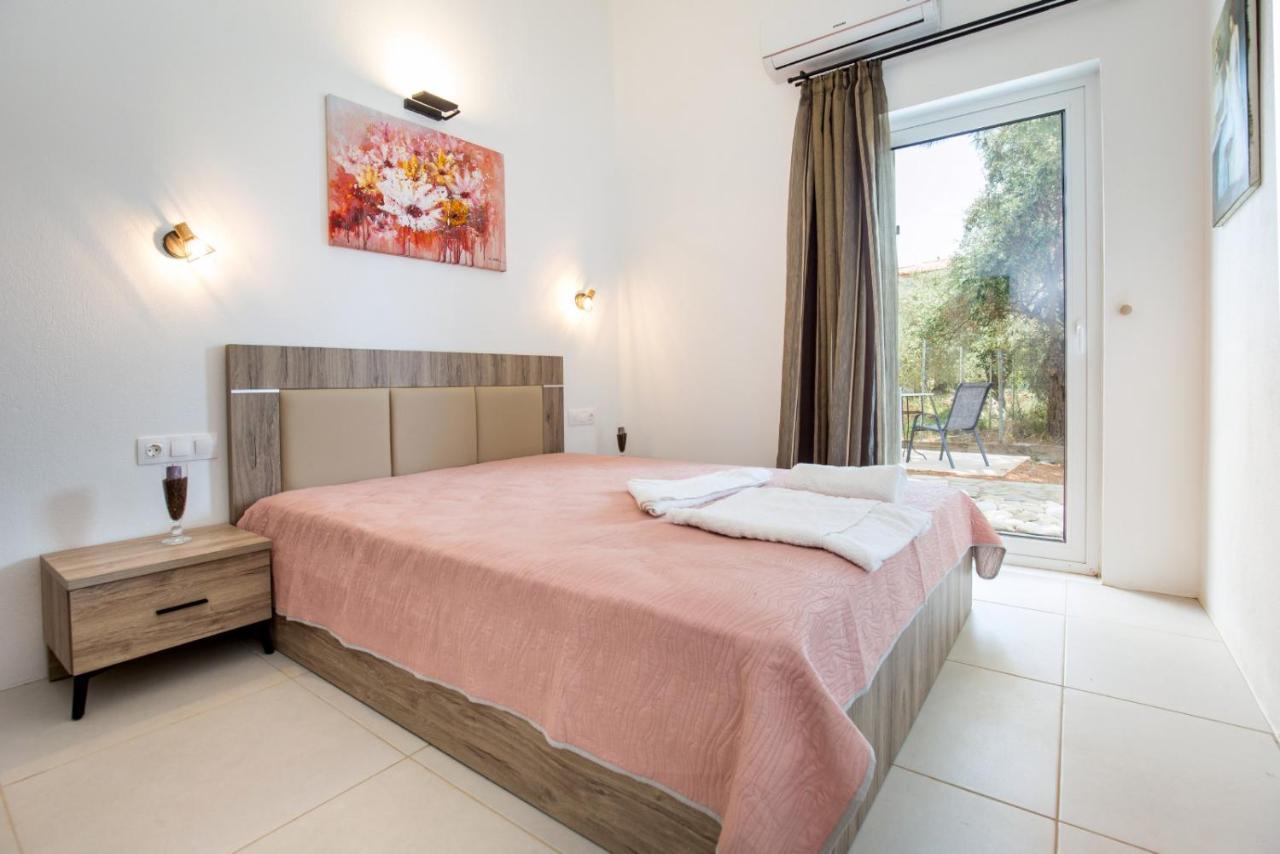 Avgoustidis Apartments Limenária Eksteriør bilde